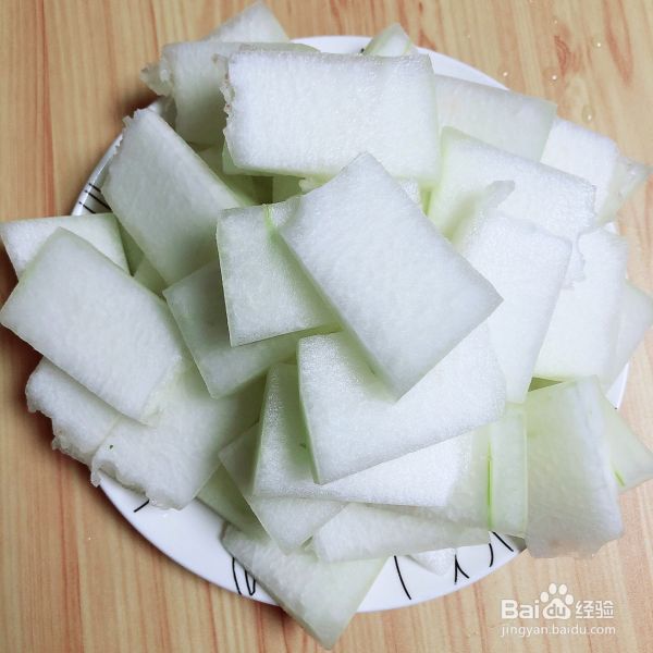 冬瓜薏仁鲫鱼汤