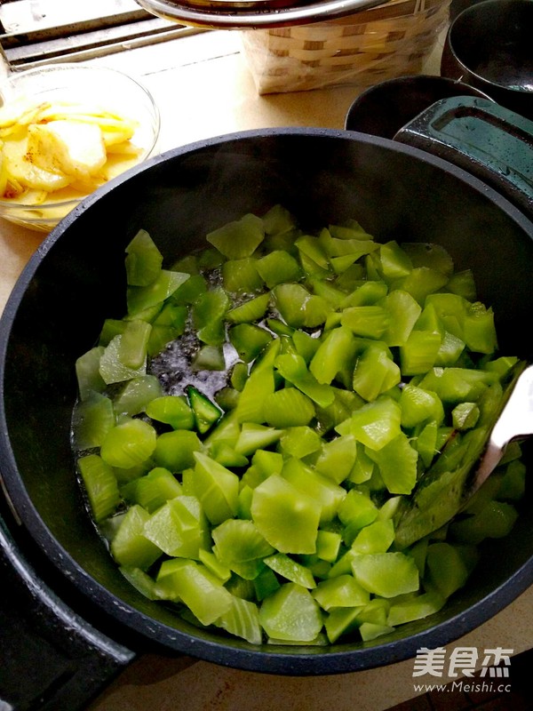 干锅虾的家常做法