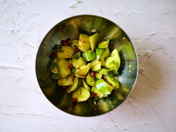 凉拌黄瓜花生米