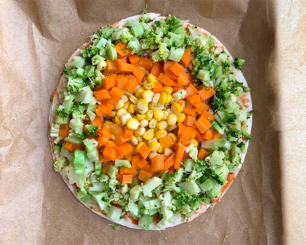 免揉面低卡低脂薄饼金枪鱼披萨