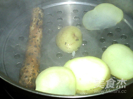 土豆山药鸡蛋饼