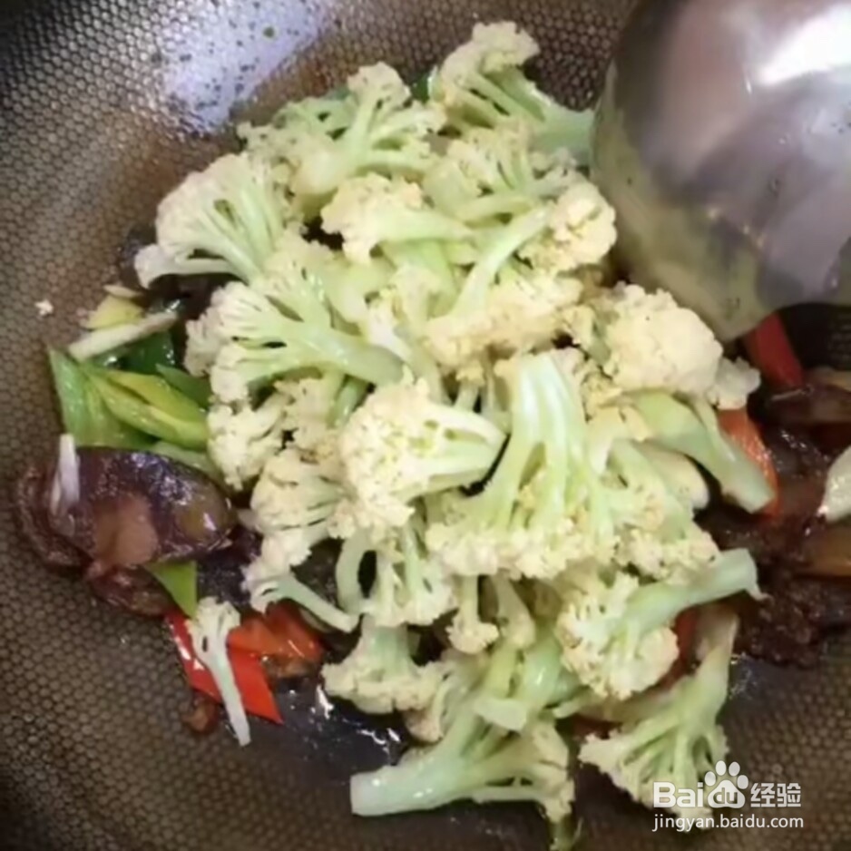 菜花炒香肠做法教程