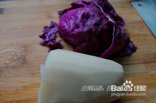 香辣入味干锅藕片的做法