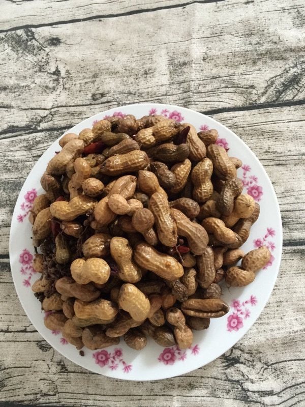 水煮花生，简单的食材，不简单的味道，棒极了！