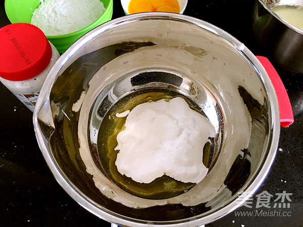 焦糖戚风的做法