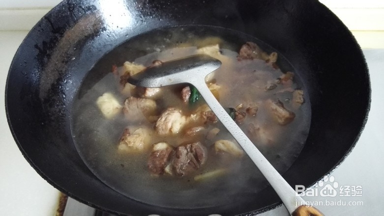 如何做胚芽米咖喱牛肉盖浇饭