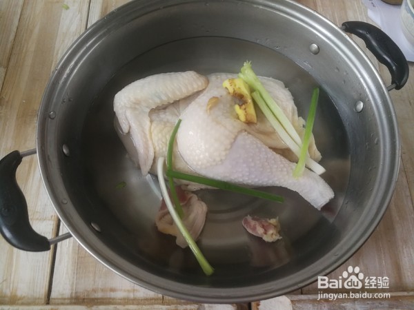 香辣口水鸡的做法