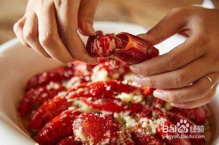 如何避免：吃小龙虾的危害？---小龙虾怎么吃？