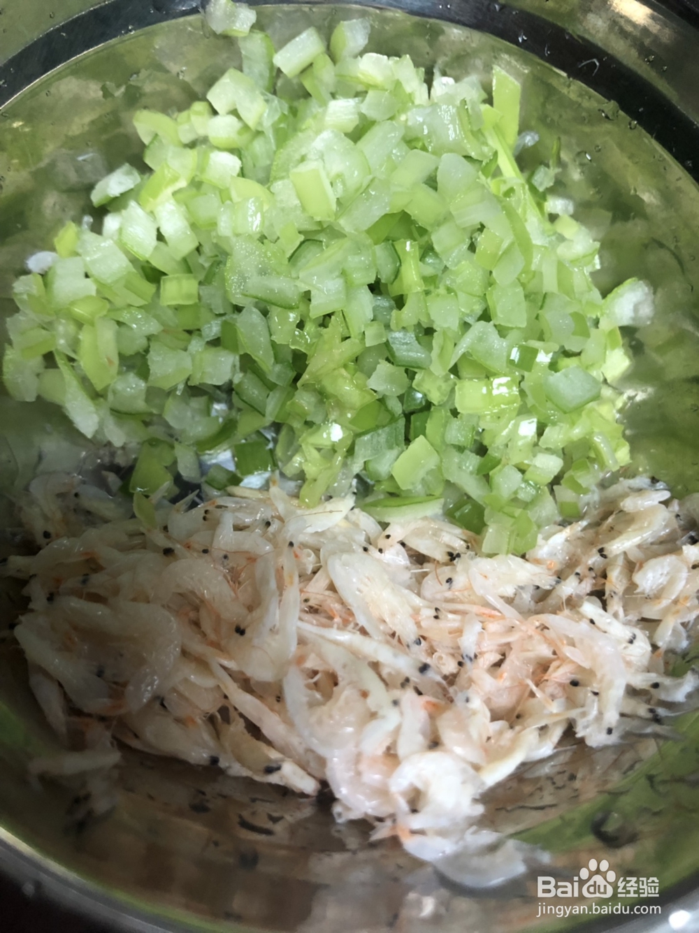 一个人做西葫芦胡萝卜虾皮饼