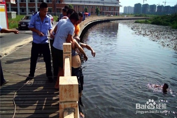 手被烟花烧疼了怎么最快好