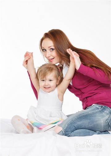 为何强调宝宝3岁前要注意护眼?