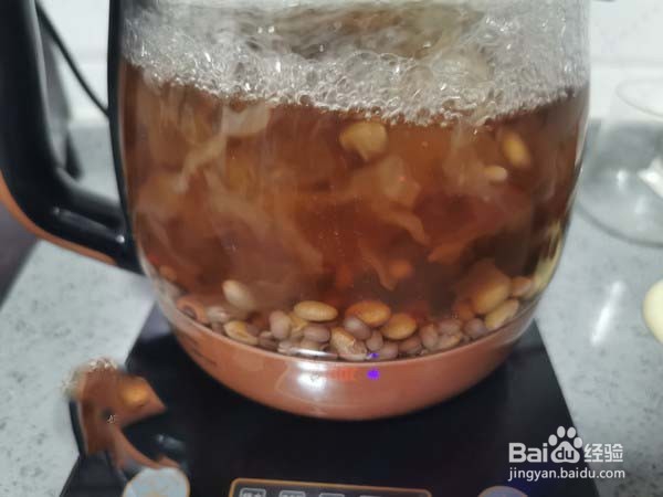 大补红豆银耳汤