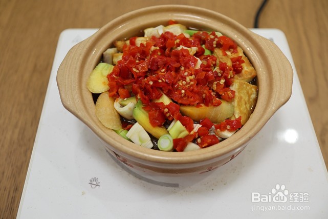 鲅鱼干豆腐煲的制作方法