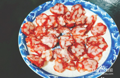 腊肠炒芥蓝的做法