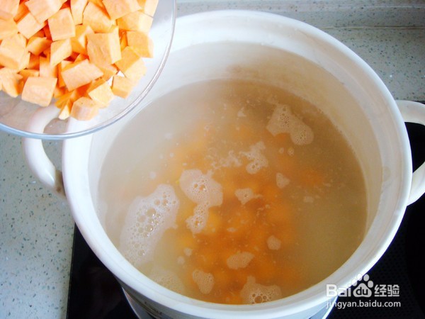 藜麦蜜薯粥的做法