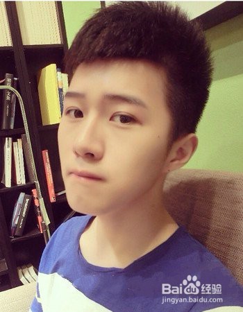 男性头发硬适合什么发型?