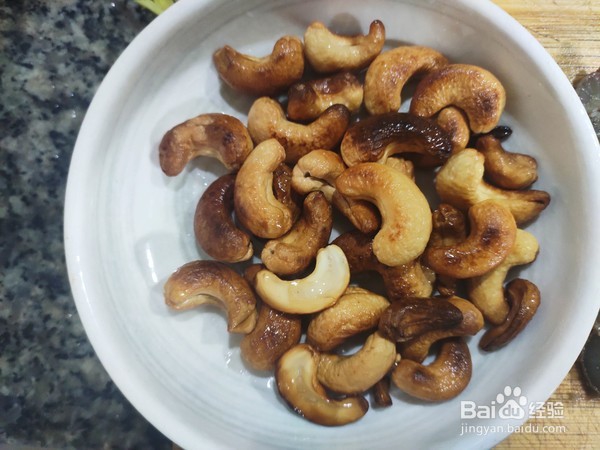 好吃的西芹炒腰果