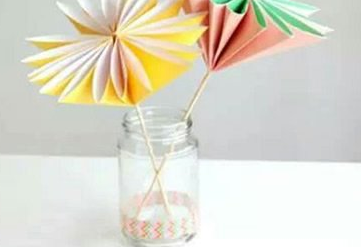 简单又漂亮纸花的折法图解 有16个花瓣!