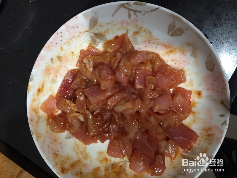 香辣红萝卜炒肉