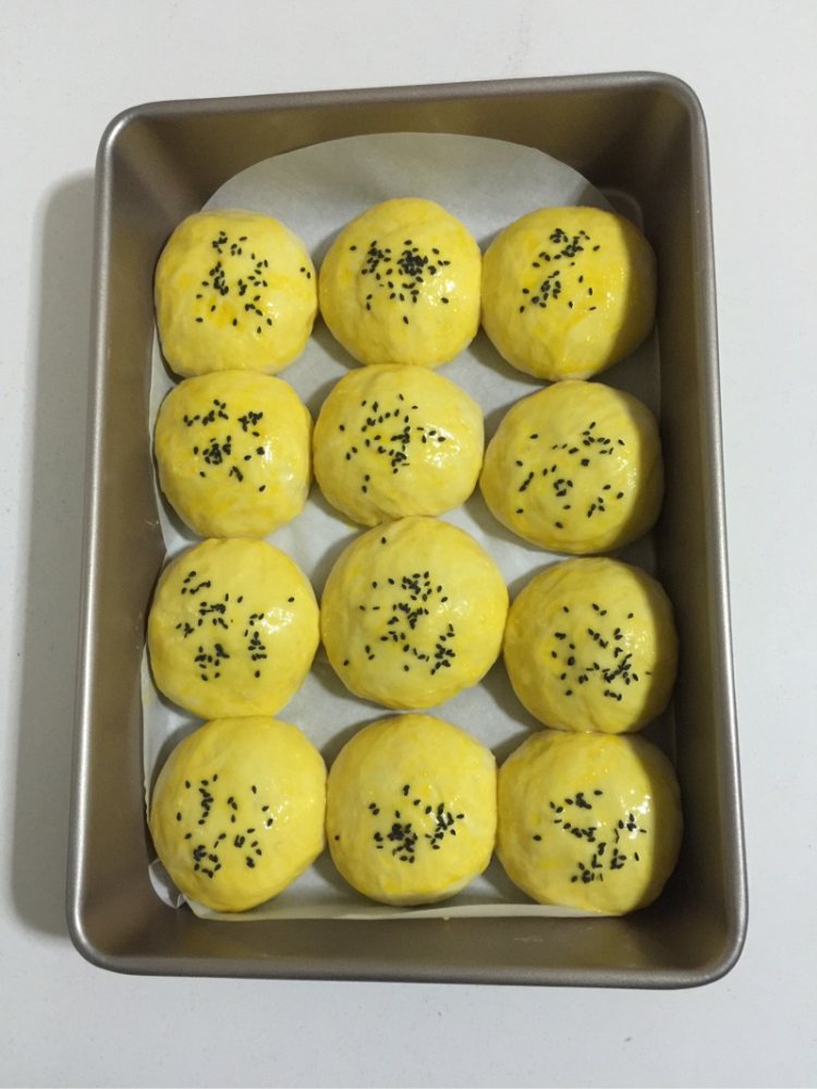 珍馐美味,奶香小餐包