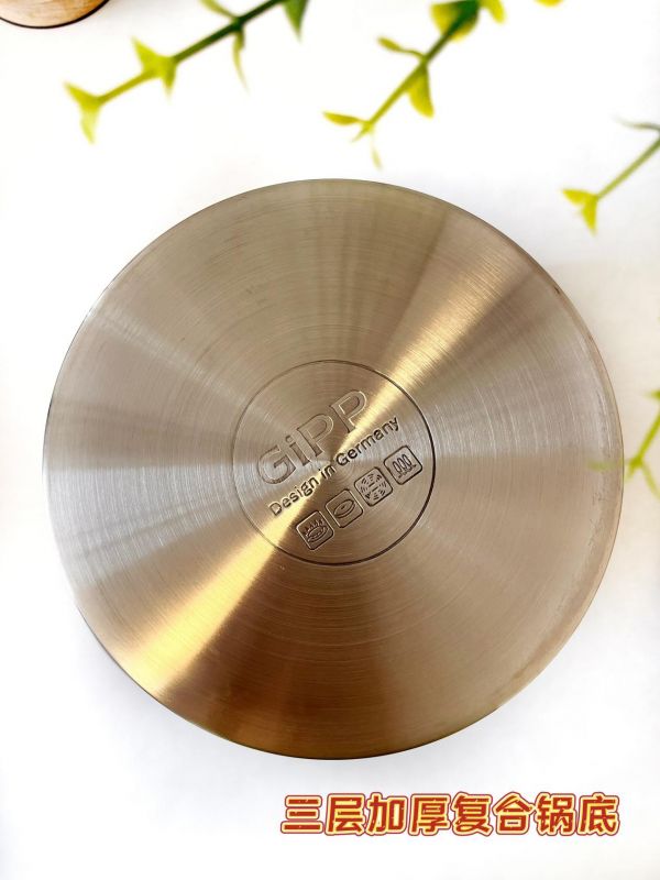 虫草鸡腿玉米汤