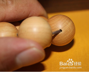 小叶紫檀手串鉴别及盘玩