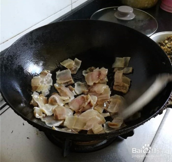 人间至味:腊肉炖甲鱼的家常做法