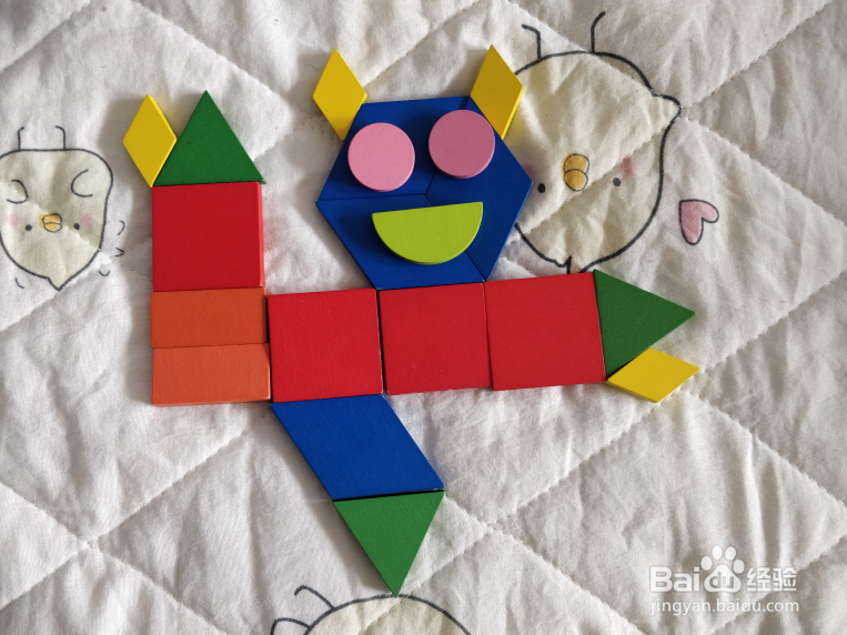 用几何形状怎么拼一辆怪兽车？