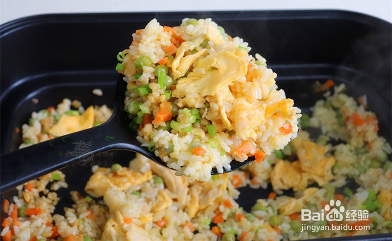 蛋炒饭时多加一步,米饭变金黄色,蛋炒饭的做法