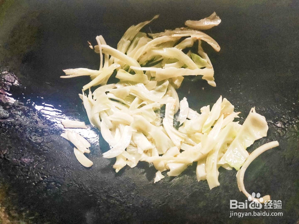 清脆可口的---清炒手撕鸡心白