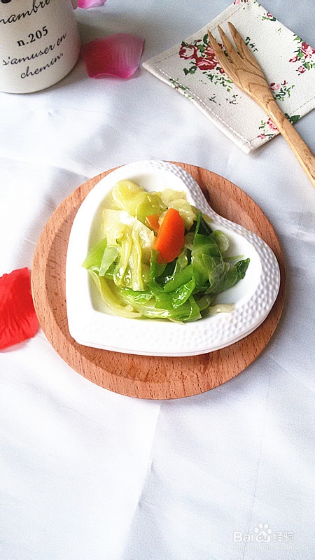 夏季清爽凉菜——炝拌圆白菜