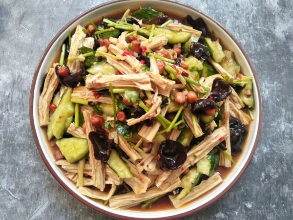 凉拌腐竹木耳黄瓜