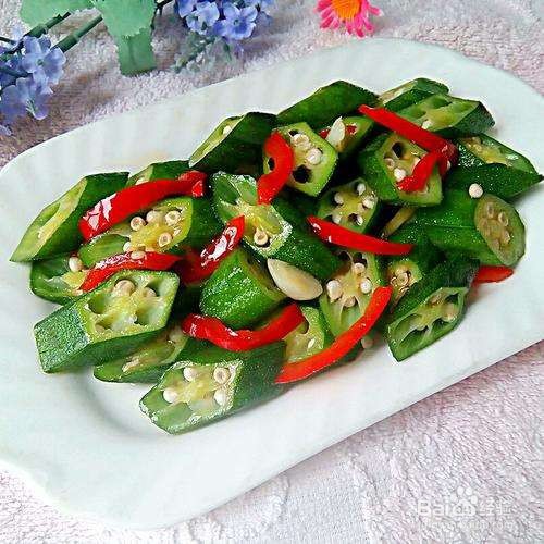 红椒清炒黄秋葵