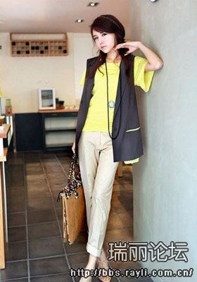 初秋九分裤怎样搭配