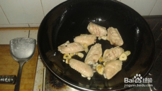 如何做出美味的可乐鸡翅