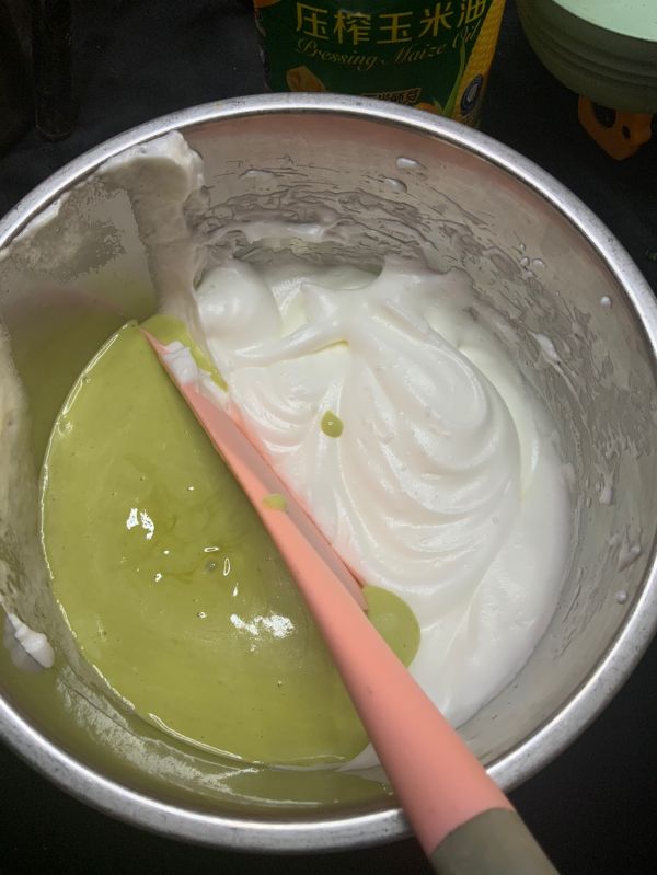 羽衣甘蓝青提蛋糕卷