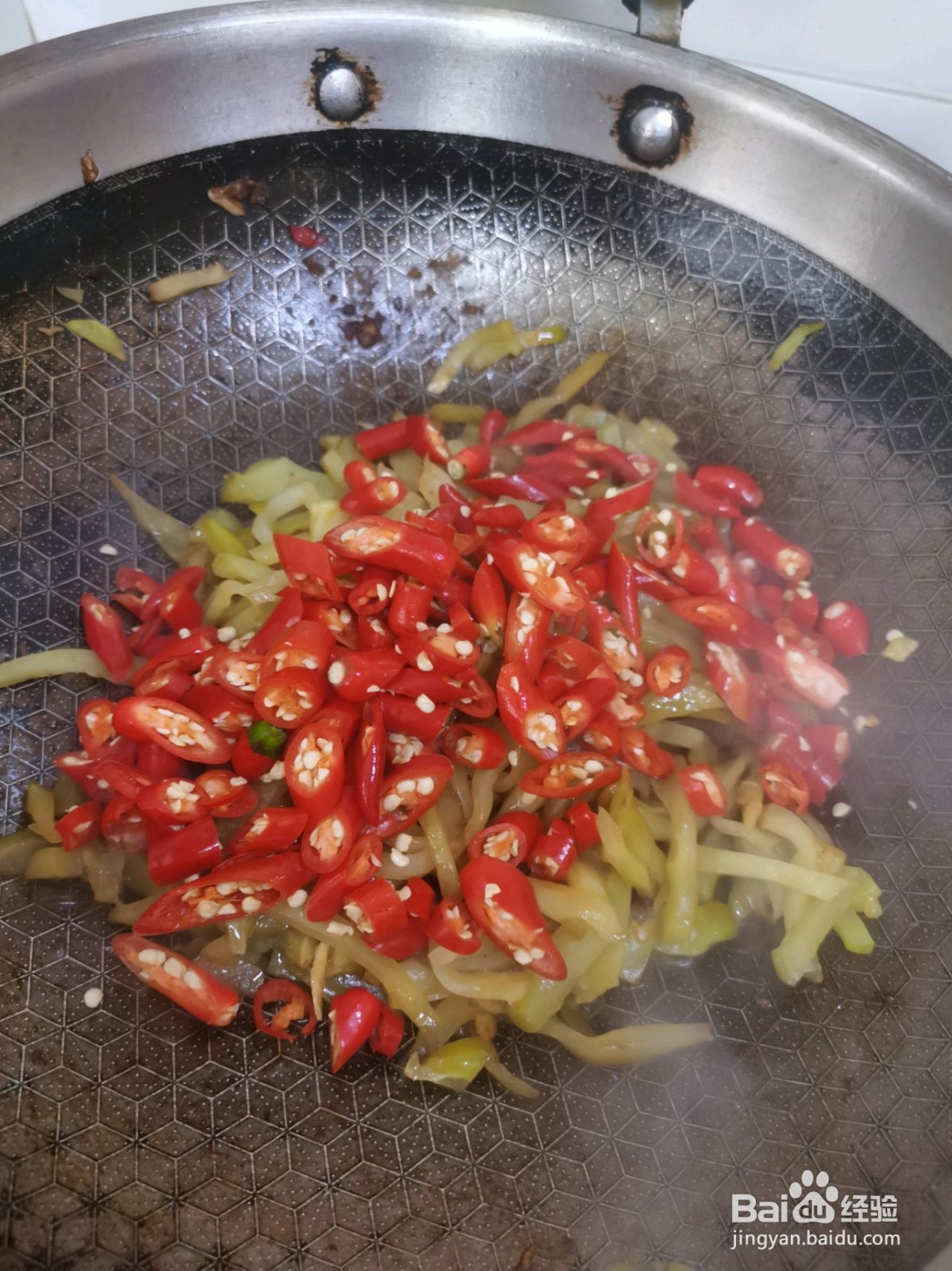 小米辣炒榨菜丝怎么做