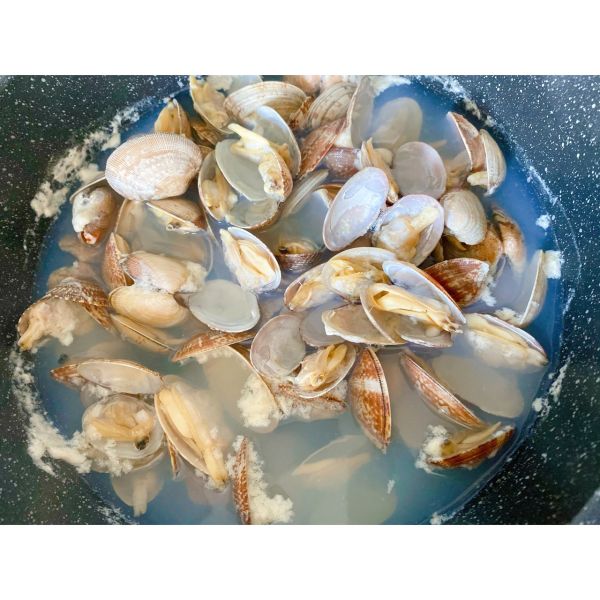 蒜香青椒炒花甲