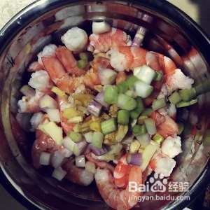 食补养生虾仁炒青椒的做法