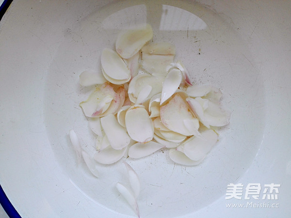 紫薯百合银耳羹