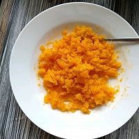 如何制作蟹黄豆腐