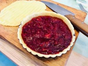 健康流心草莓派的做法