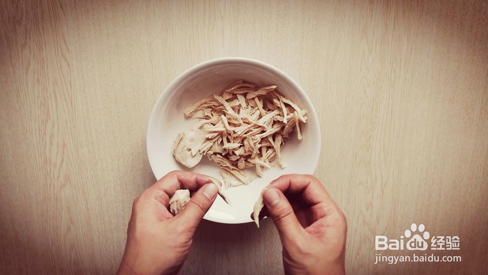 夏季佳品之鸡丝凉拌面怎么做才好吃？值得收藏