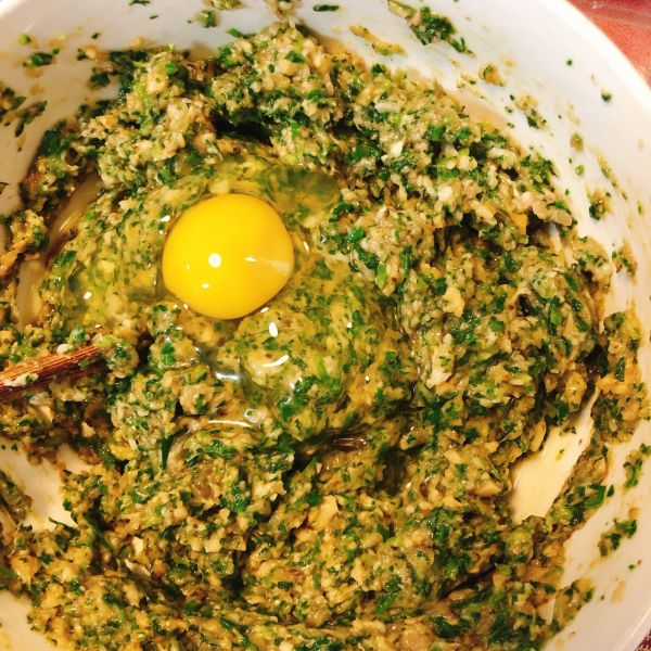 早餐荠菜香菇鲜肉小馄饨