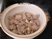 小儿益气补虚腐竹羊腩煲