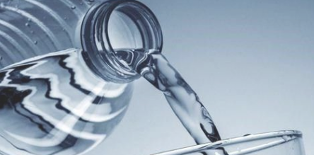 秋天皮肤干燥怎么办 秋季补水方法