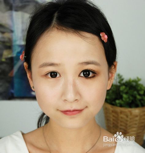 棕色眼影怎么画出清纯效果