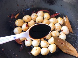 香辣啤酒卤鹌鹑蛋怎么做