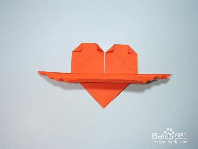 怎样才能折出有翅膀的爱心呢？