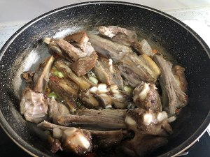 超级好吃的炖羊排